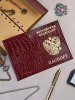 Обложка для паспорта кожа Barez 052 лак крокодил герб бордо, красная 